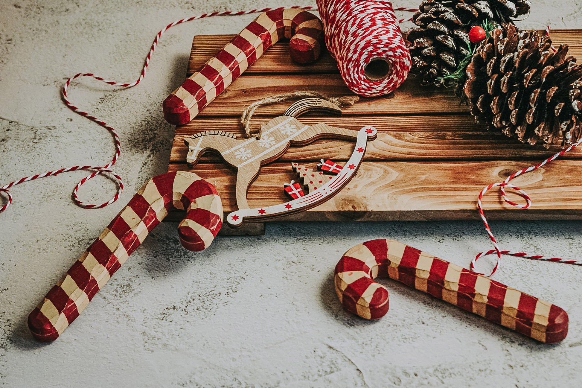 Candy Cane Lane Candle image 0