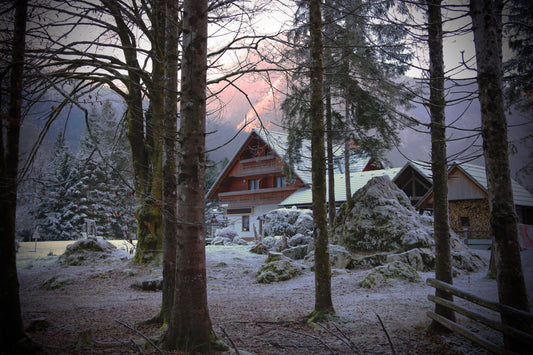 Cabin in the Woods Candle image 0